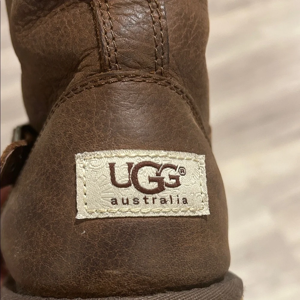 UGG Dark Brown Sheepskin-Lined Winter Boots - Picture 10 of 10